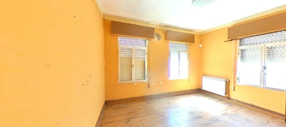 Moradia em banda T4 em Puente de Domingo Florez, Spain N.º 86960 7