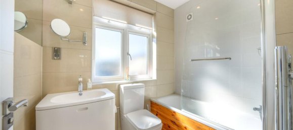 Apartamento T3 em Colindale, United Kingdom N.º 7834 6