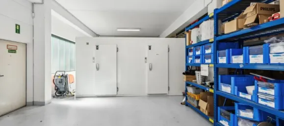 2022m² Commercial property in Wandsbek, Germany No. 274216 4