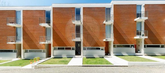 4 bedrooms House in Moreira, Portugal No. 25292 2