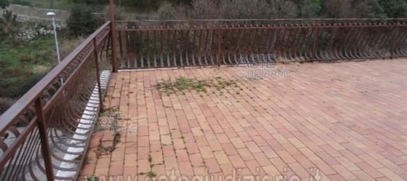 11-salle Maison à Rocca di Papa, Italy No. 196943 2