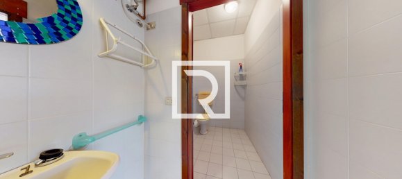  Commercial property in Russi, Italy No. 350473 22