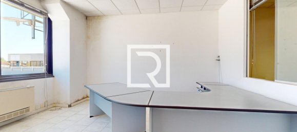  Commercial property in Russi, Italy No. 350473 5