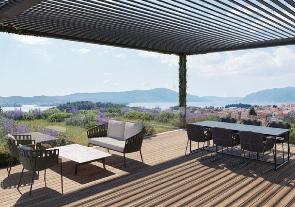 3 bedrooms Apartment in Tivat, Montenegro No. 1659