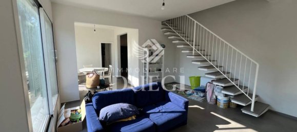 4 bedrooms Villa in Pietrasanta, Italy No. 201380 5