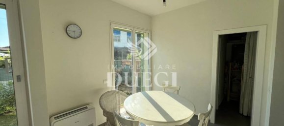 4 bedrooms Villa in Pietrasanta, Italy No. 201380 11