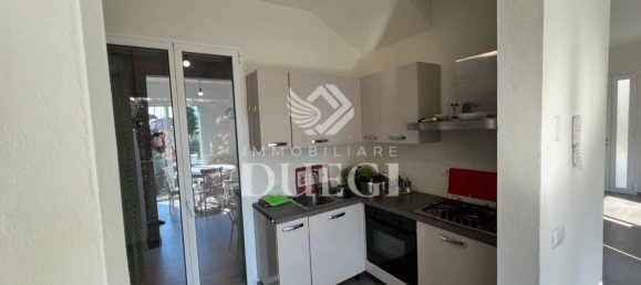 4 bedrooms Villa in Pietrasanta, Italy No. 201380 13