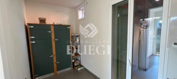 4 bedrooms Villa in Pietrasanta, Italy No. 201380 15