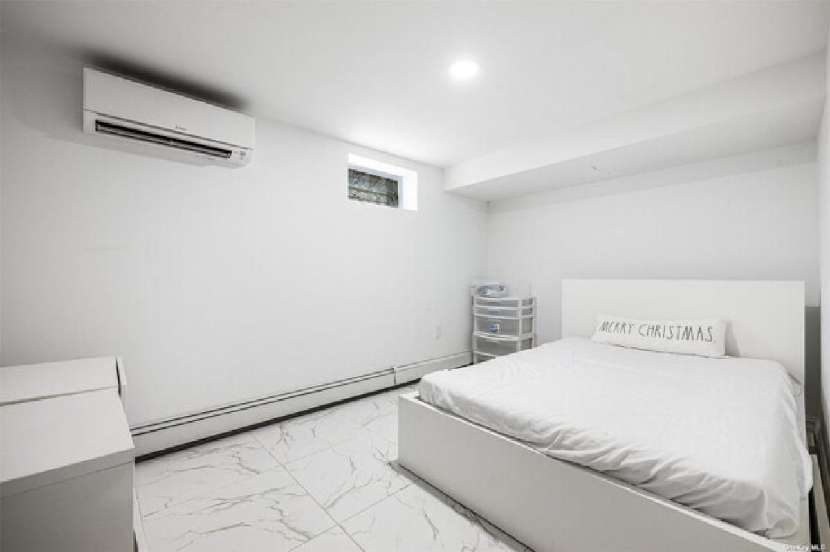 Дом с 4 спальнями в Fresh Meadows, США № 233205