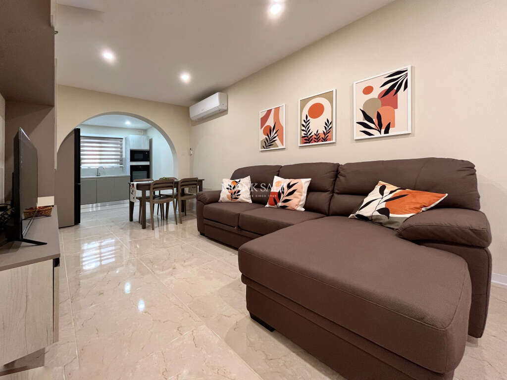 Квартира с 2 спальнями в Сан-Пауль-иль-Бахар, Мальта № 7471