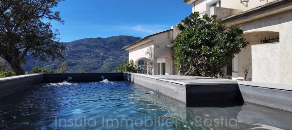 4 bedrooms Villa in Bastia, France No. 299131 3
