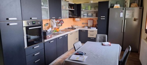 4 bedrooms Apartment in Ravenna, Italy No. 372470 2