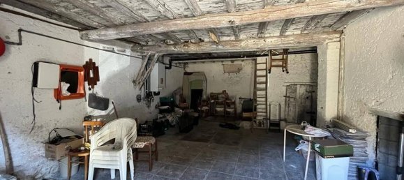 3-salle Maison à Spoleto, Italy No. 171387 10