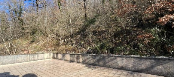 3-salle Maison à Spoleto, Italy No. 171387 12