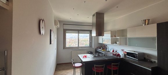 Apartamento T4 em Palermo, Italy N.º 331875 10