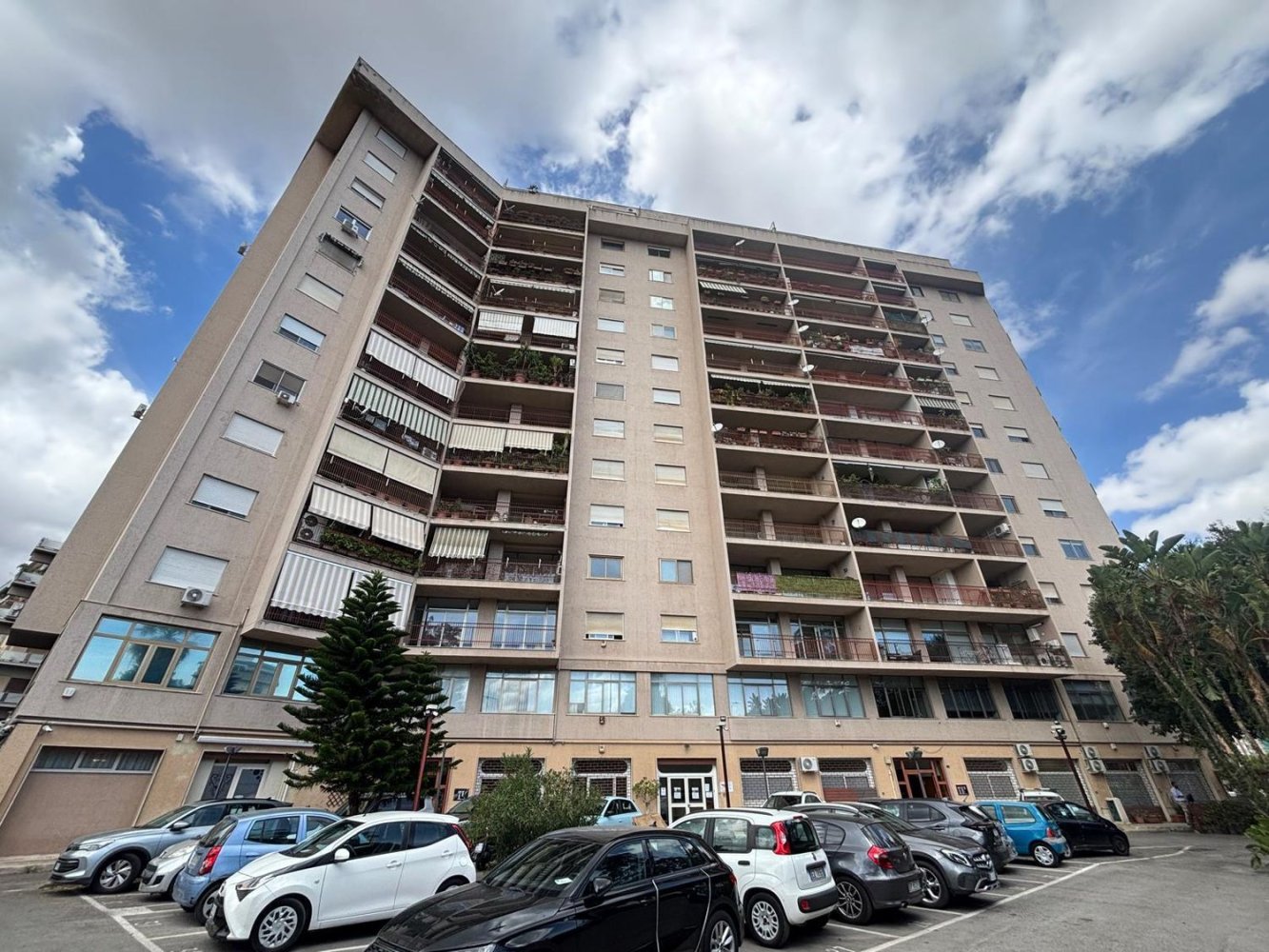 Apartamento T4 em Palermo, Italy N.º 331875