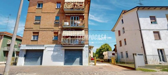 2 bedrooms Apartment in Carpi, Italy No. 271084 8