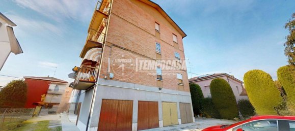 2 bedrooms Apartment in Carpi, Italy No. 271084 9