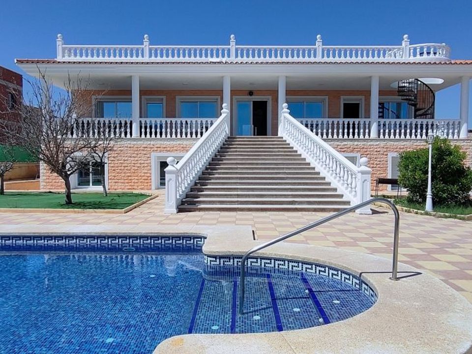 9 Schlafzimmer Villa in L'Albir, Spain, Nr. 189212