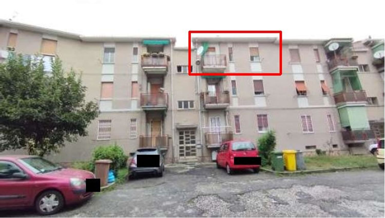 Apartamento de 3 habitaciónes en Saronno, Italy No. 185563