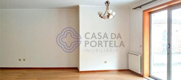 4 bedrooms House in Rio Tinto, Portugal No. 86811 3