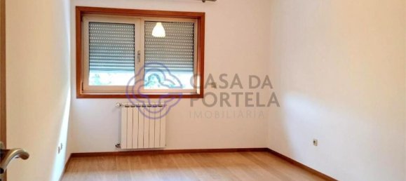 4 bedrooms House in Rio Tinto, Portugal No. 86811 15