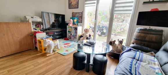 2 bedrooms House in Louvres, France No. 144734 2