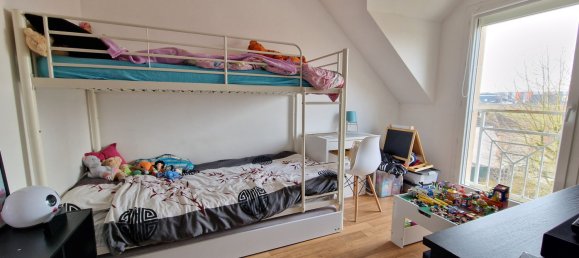 2 bedrooms House in Louvres, France No. 144734 8