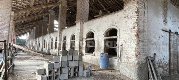 Дом с 7 спальнями в Лоди, Италия № 81362 26