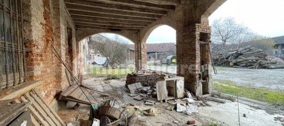 Дом с 7 спальнями в Лоди, Италия № 81362 34