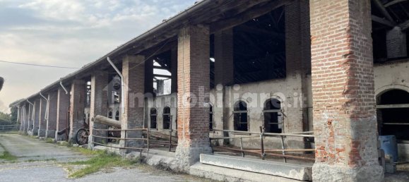 Дом с 7 спальнями в Лоди, Италия № 81362 9