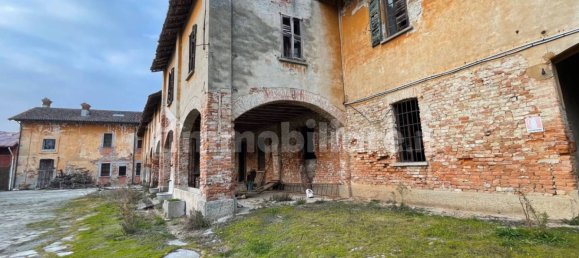 Дом с 7 спальнями в Лоди, Италия № 81362 12