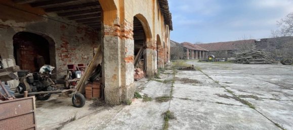 Дом с 7 спальнями в Лоди, Италия № 81362 30