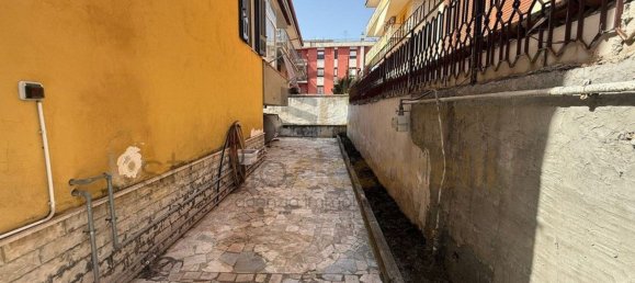 4 bedrooms Villa in Villaricca, Italy No. 315575 30