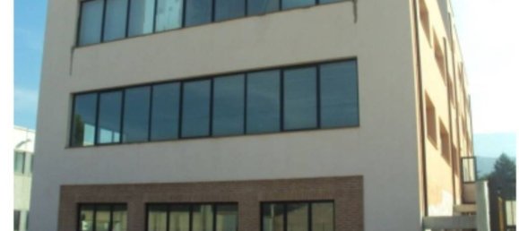 144m² Office in Trevi, Italy No. 44798 10