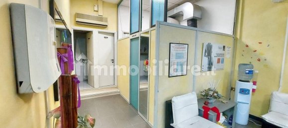 145m² Commercial property in Ferrara, Italy No. 315813 4