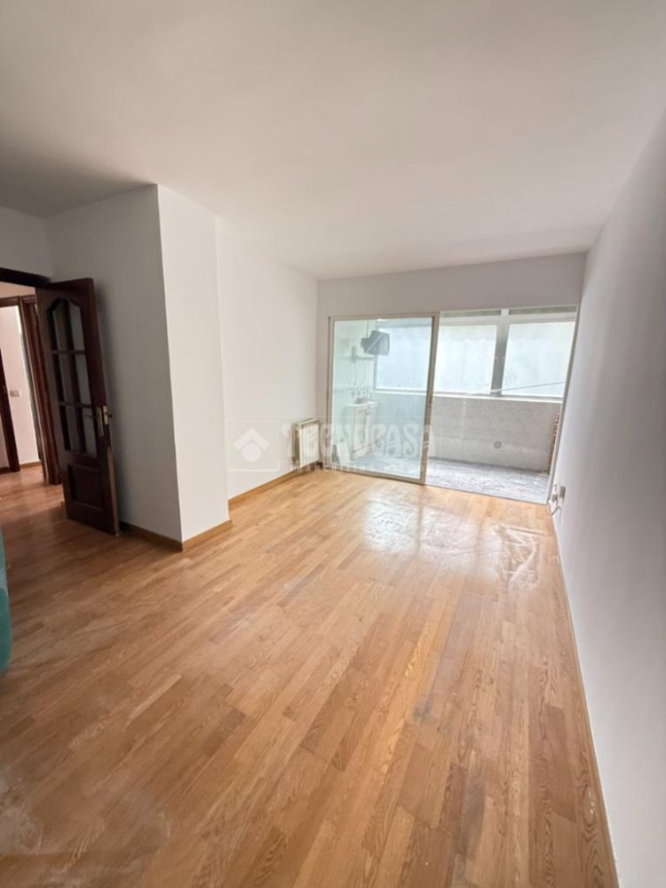 3-Zimmer Wohnung in Fuenlabrada, Spain, Nr. 216381