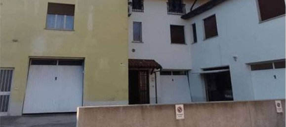 3 Schlafzimmer Wohnung in Udine, Italy, Nr. 341211 6