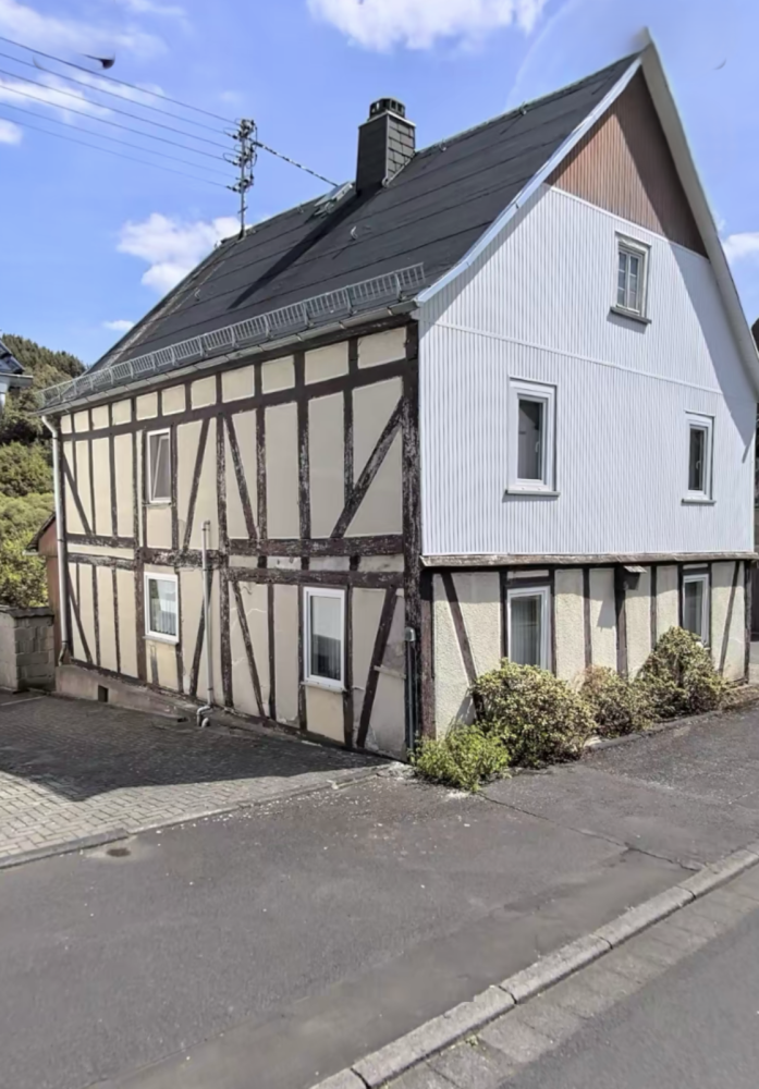 Casa de 7 divisões em Lahn-Dill, Germany N.º 247338