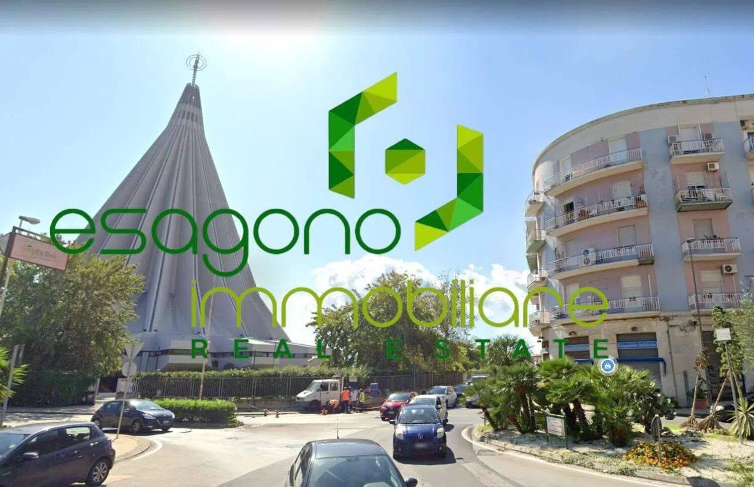 1غرفة عقار تجاري في Syracuse, Italy رقم 356861