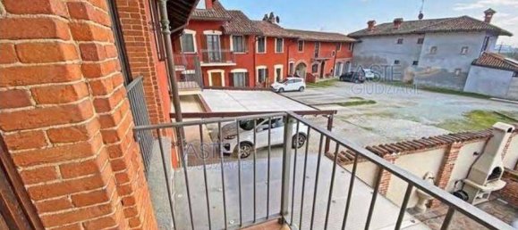 3 Schlafzimmer Villa in Bra, Italy, Nr. 350150 34