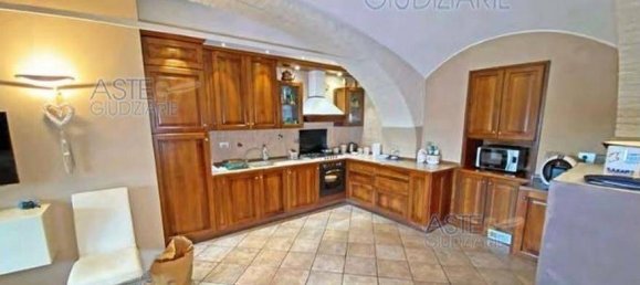3 Schlafzimmer Villa in Bra, Italy, Nr. 350150 10