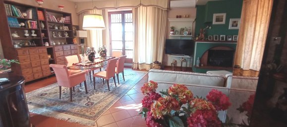 9 rooms Villa in Pistoia, Italy No. 220515 2
