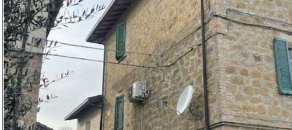 4-Zimmer Wohnung in Perugia, Italy, Nr. 45865 8