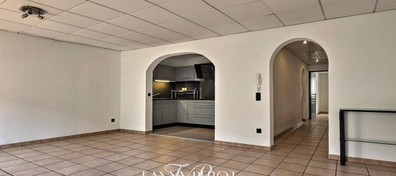 Apartamento de 2 dormitorios en Saint-Cyprien, France No. 286014 3