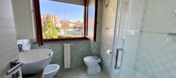 3 rooms Apartment in Pisa, Italy No. 221630 34