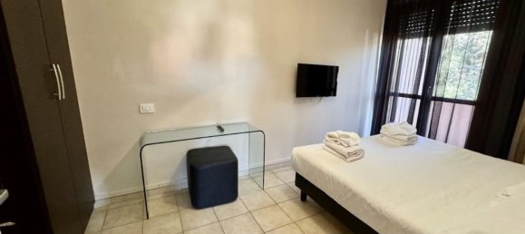 3 rooms Apartment in Pisa, Italy No. 221630 19