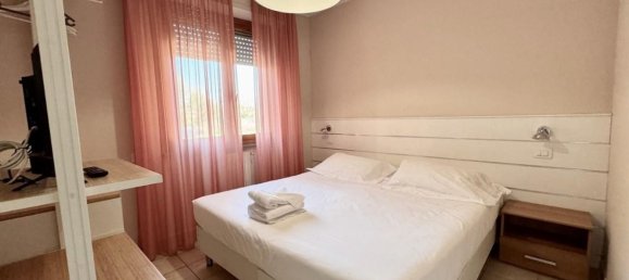 3 rooms Apartment in Pisa, Italy No. 221630 28