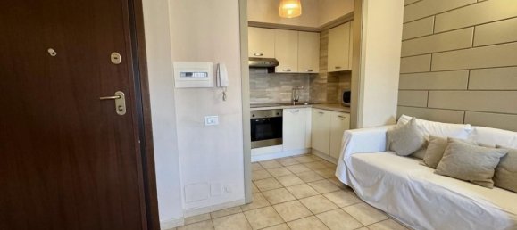 3 rooms Apartment in Pisa, Italy No. 221630 9