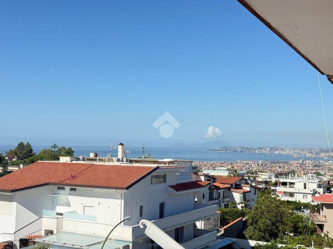 2 غرف نوم شقة في San Sebastiano al Vesuvio, Italy رقم 345525